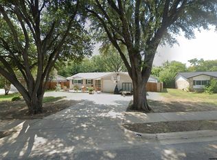 3101 Parker St, Irving, TX 75062