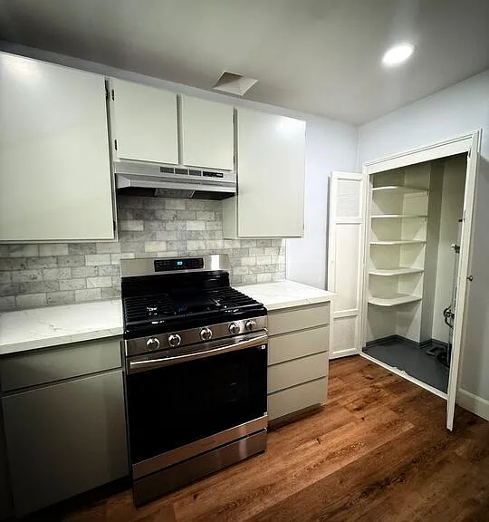 4375 Ethel Ave — Photo 4