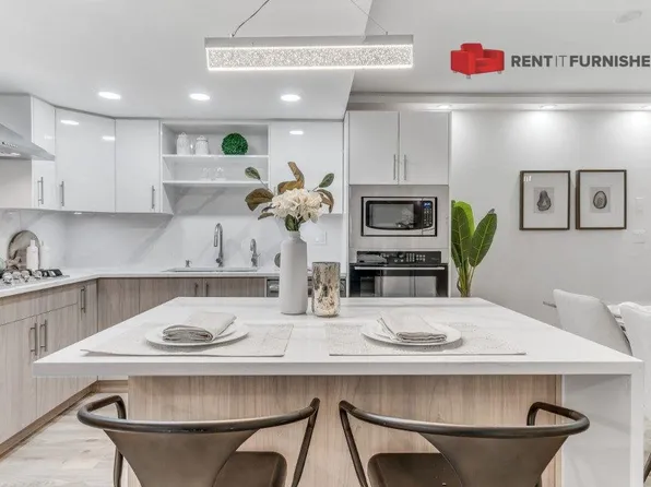 1125 Homer St, Vancouver, BC V6B 0B1