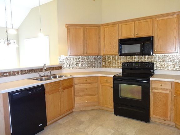 3rd image of 9147 Berry Garden Cir S