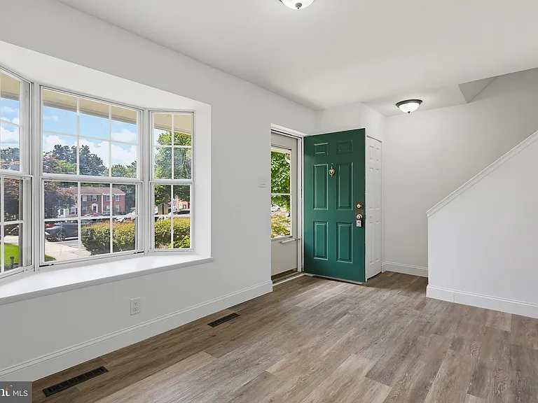 8769 Hayshed Ln #3 — Photo 3