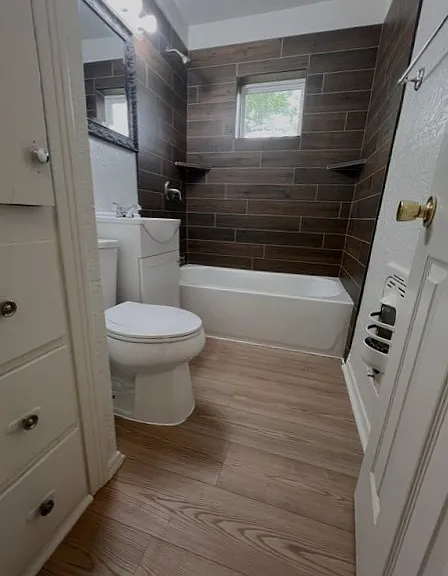 3045 Pioneer Ave — Photo 5
