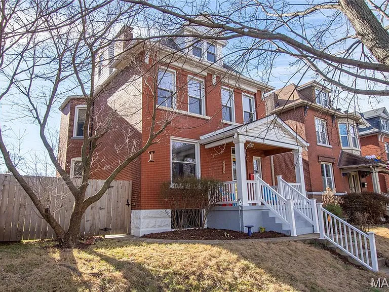 3812 Connecticut St — Photo 2