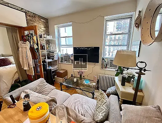 Rented by Highline Residential | media 25