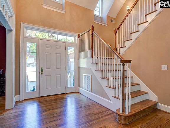 4th image of 313 Belfair Rd