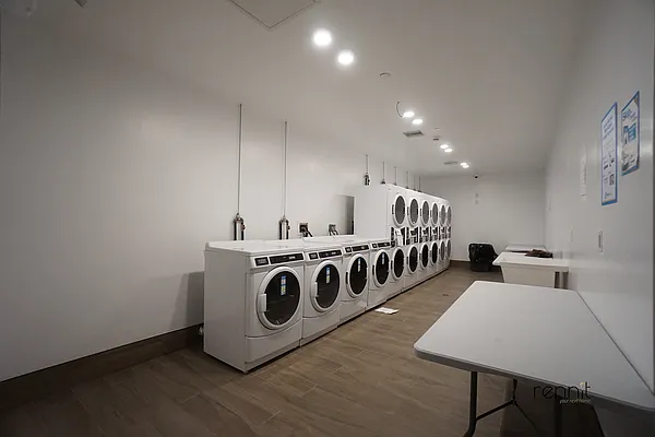 Rented by Rennit Inc. | media 9