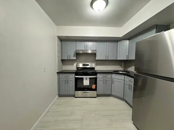 722 Hollywood Ave Floor 1, Bronx, NY 10465