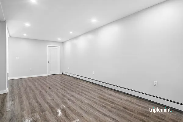 Rented by Triplemint | media 7