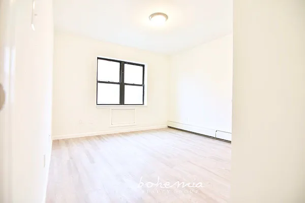 Rented by Bohemia Realty Group | media 4