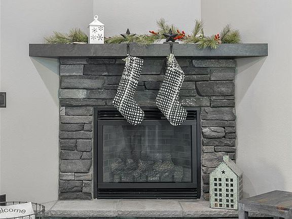 3rd image of 12317 Blackfoot Dr