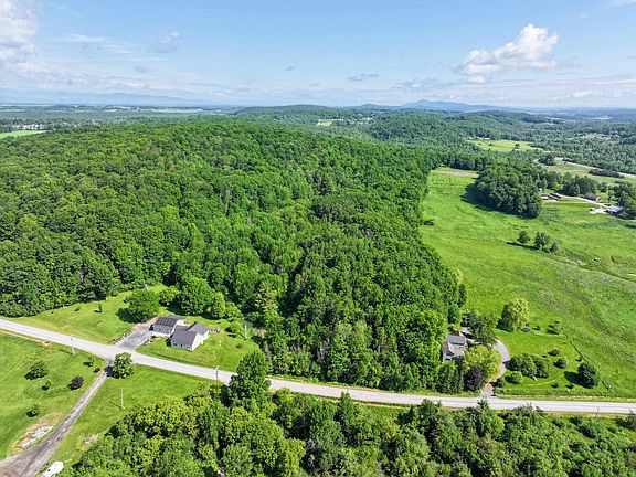 5th image of 1029 Richville Road