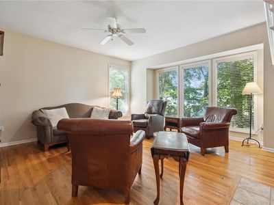 10803 W 132nd Ter, Overland Park, KS, 66213