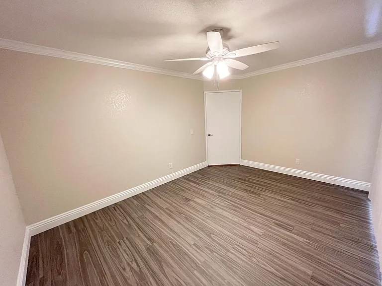 41469 Woodhaven Dr W — Photo 20