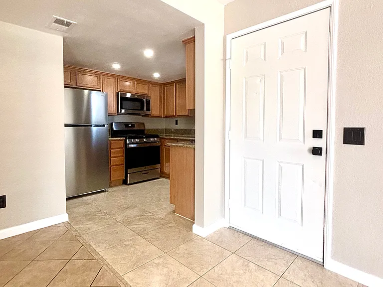 1339 Massachusetts Ave #101 — Photo 6