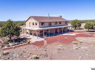 934 W Abandoned Trl, Paulden, AZ 86320