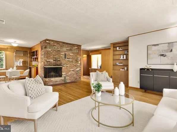 1034 22nd St S, Arlington, VA 22202