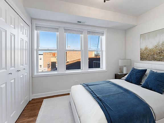 4th image of 1832 N Springfield Ave #1F