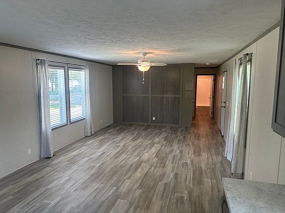 5th image of 7519 Dorr Street Toledo #136