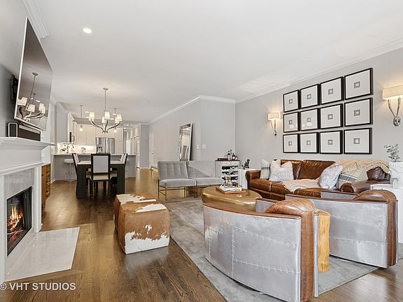 5th image of 626 W Wrightwood Ave APT 3W