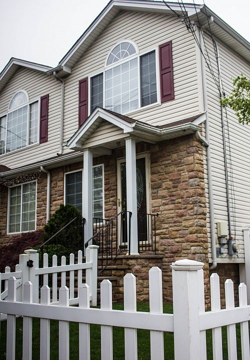 1st image of 226 Wild Ave