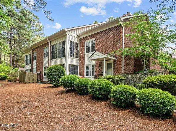 18 Pinehurst Manor Drive #E, Pinehurst, NC 28374