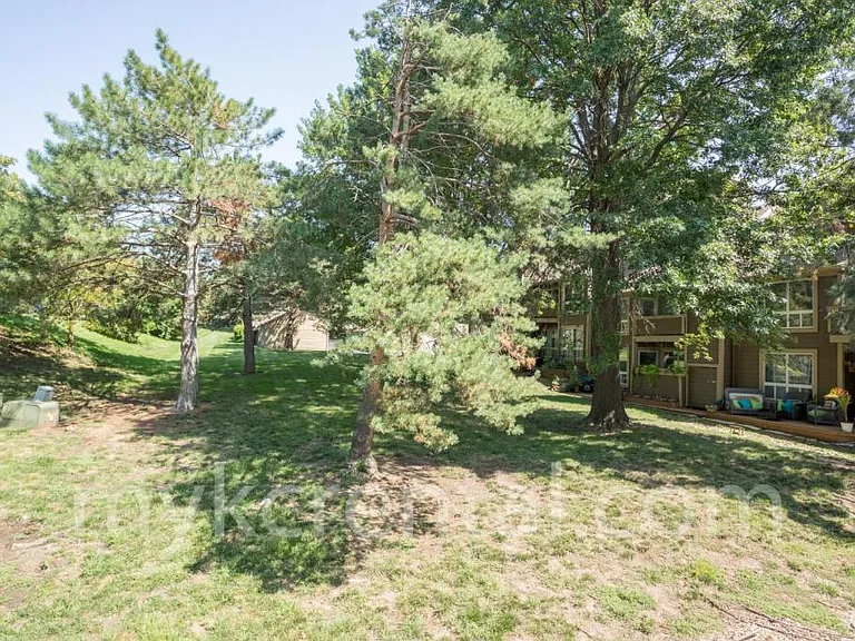 11204 Nieman Rd #101 — Photo 16
