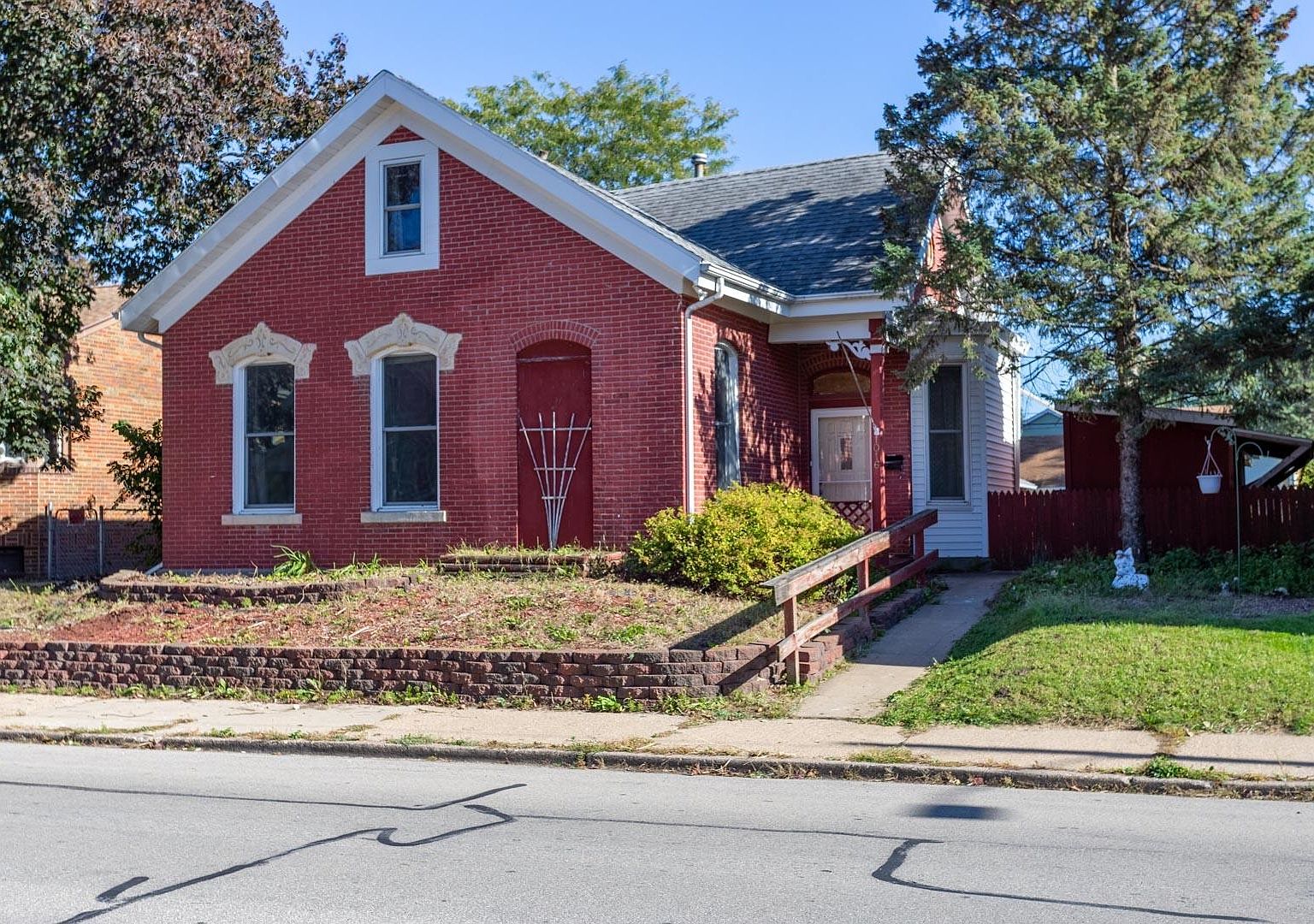 1016 Rhomberg Ave, Dubuque, IA 52001 Zillow