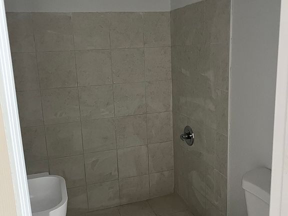5th image of 6342 Rosa Ave