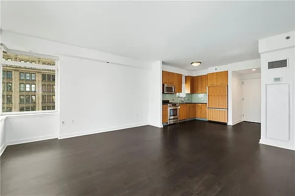 Sold by Artis Network Consulting & Real Estate Services Corp | media 2