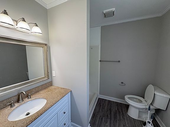 3rd image of 118 E Station St