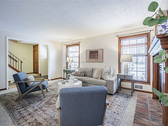 5th image of 268 Doewood Ln