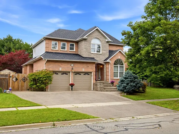 34 Kennett Dr, Whitby, ON L1P 1L5