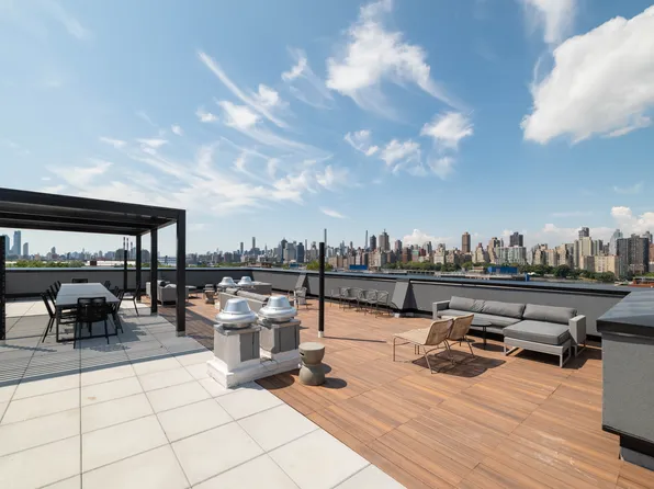 26-41 3rd Street image 14 of 27