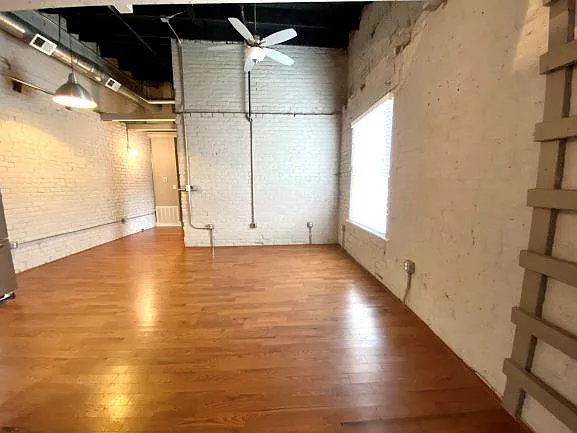 1016 Jefferson St #4 — Photo 9