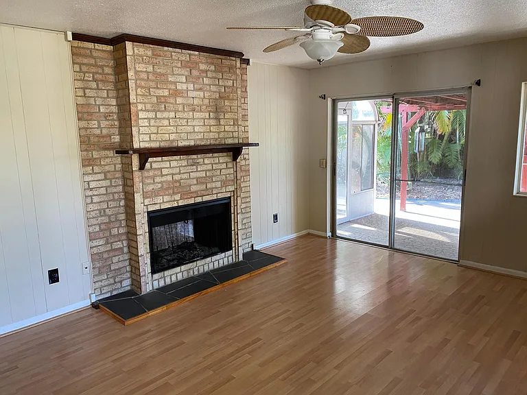 1996 Arvis Cir E — Photo 12