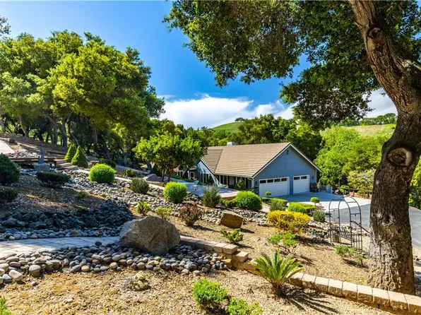 9200 Santa Cruz Rd, Atascadero, CA 93422