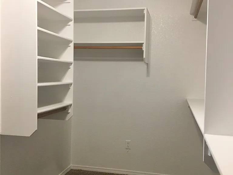 1941 Cortina Loop SE — Photo 19