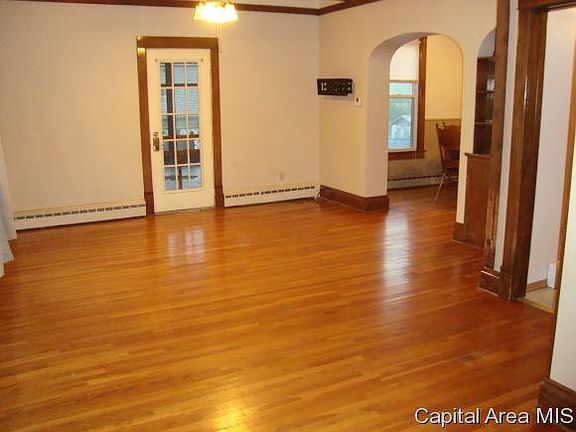 2nd image of 963 E Losey St