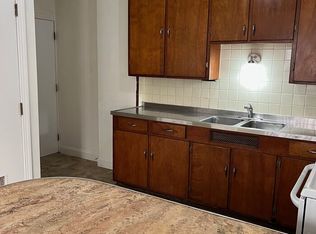 15290 Triskett Rd APT 2, Cleveland, OH 44111