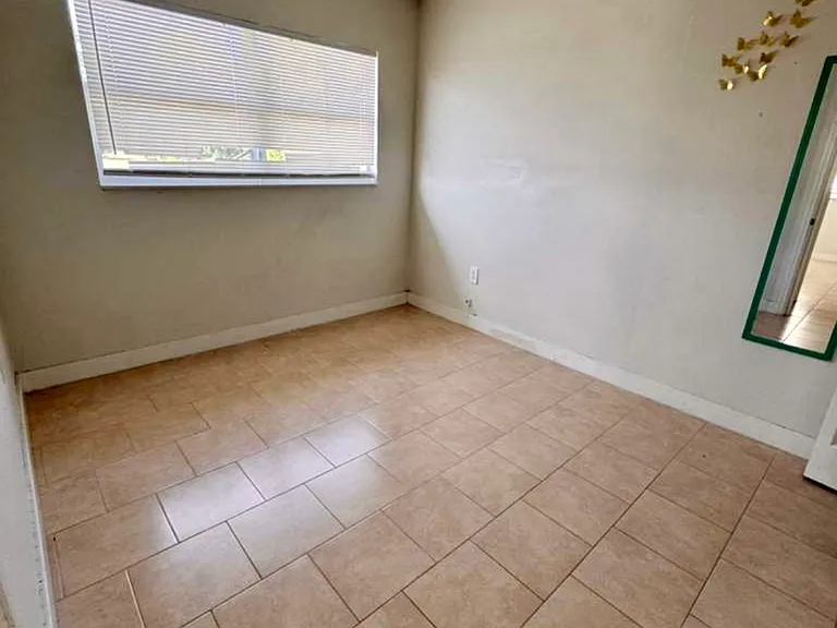 715 Joel Blvd #A — Photo 6