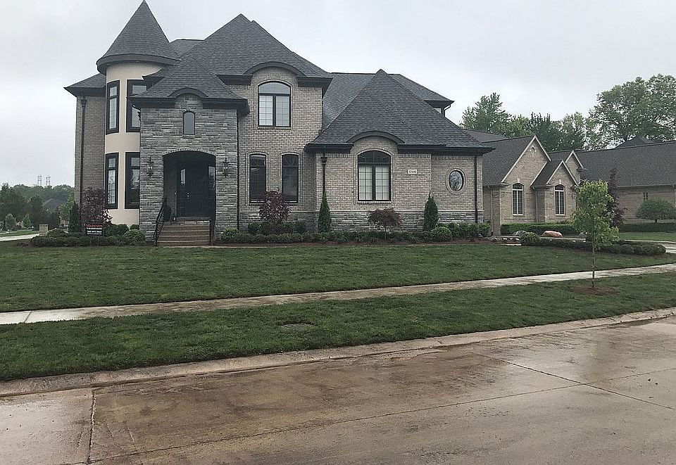 1st image of 52199 Chickadee Ln