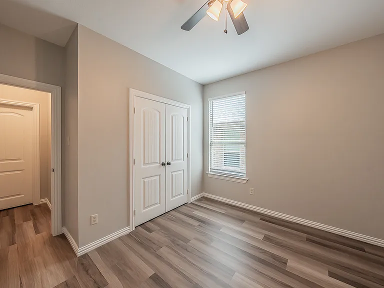 412 Hideaway Rd — Photo 8