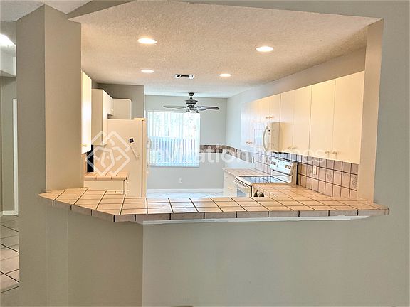 5th image of 1826 Sirius Ln