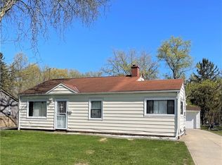 457 W Glendale St, Bedford, OH
