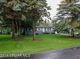 404 32nd St NE, Rochester, MN 55906