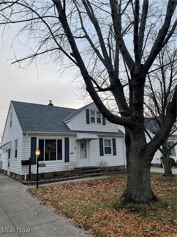 13805 Hathaway Rd photo 1