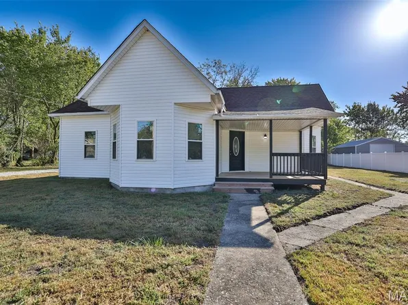 358 N Lincoln St, Worden, IL 62097