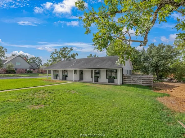 3400 Carter Creek Pkwy, Bryan, TX 77802