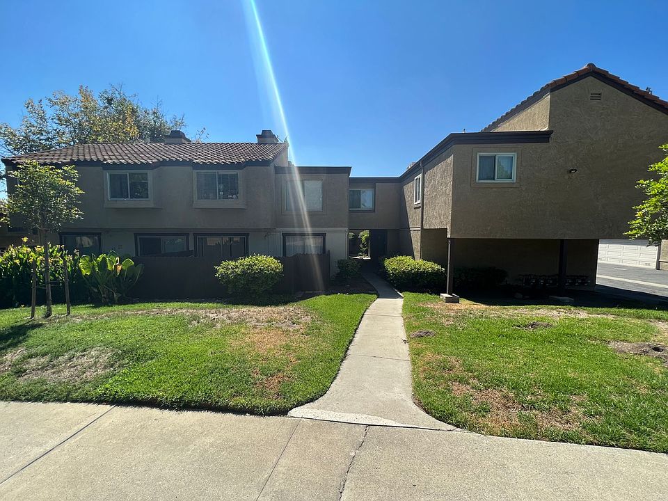 1st image of 9361 Shadowood Dr APT C