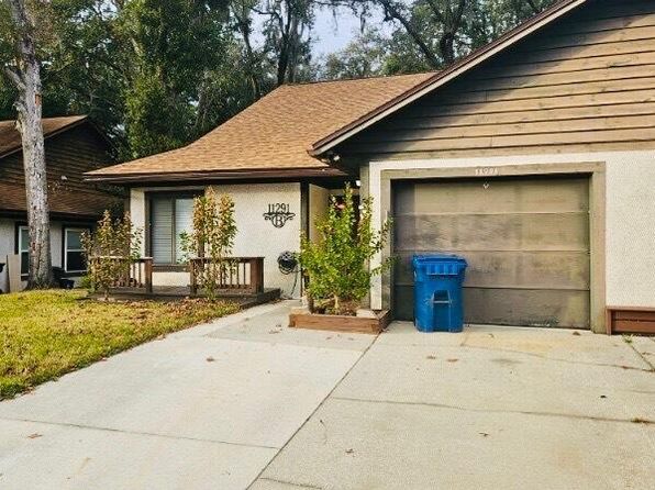 11291 Derringer Cir N